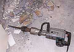 Makita breaker