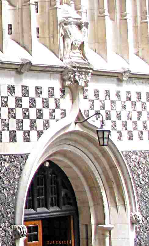 an accolade arch St. Barttholemew the Great