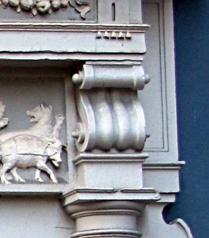 and ancone to a gate pediment in amsterdam