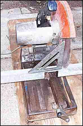 Metal cut off saw