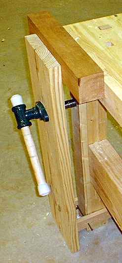 a leg vise