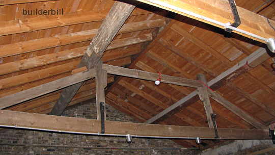 a simple queen post roof truss