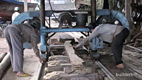 a band saw in vietnam