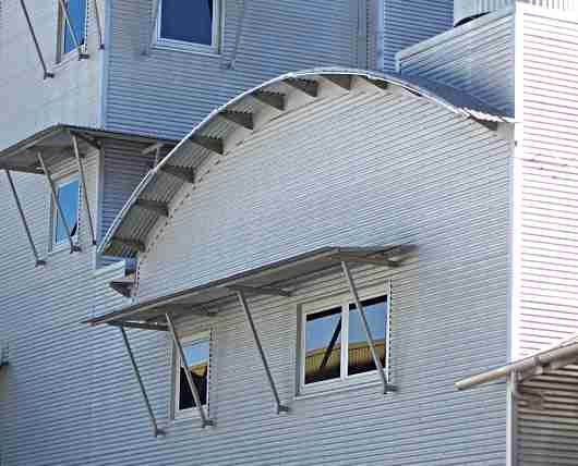 corrugated iron wall cladding in zincalume