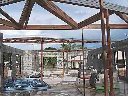 roof trusses on walls