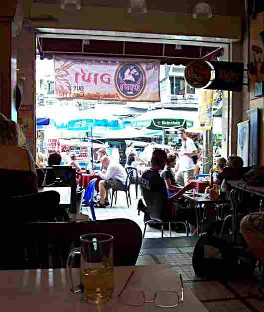 Khao san road cafe